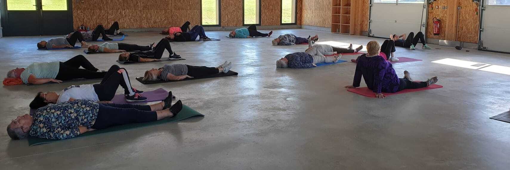 gym douce le vendredi matin de 10h à 11h, salle multifonction avec Marion COLLET